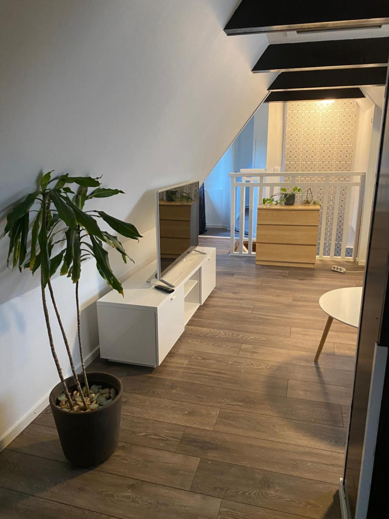 Bli Hel Villa Malmo Bagian luar foto