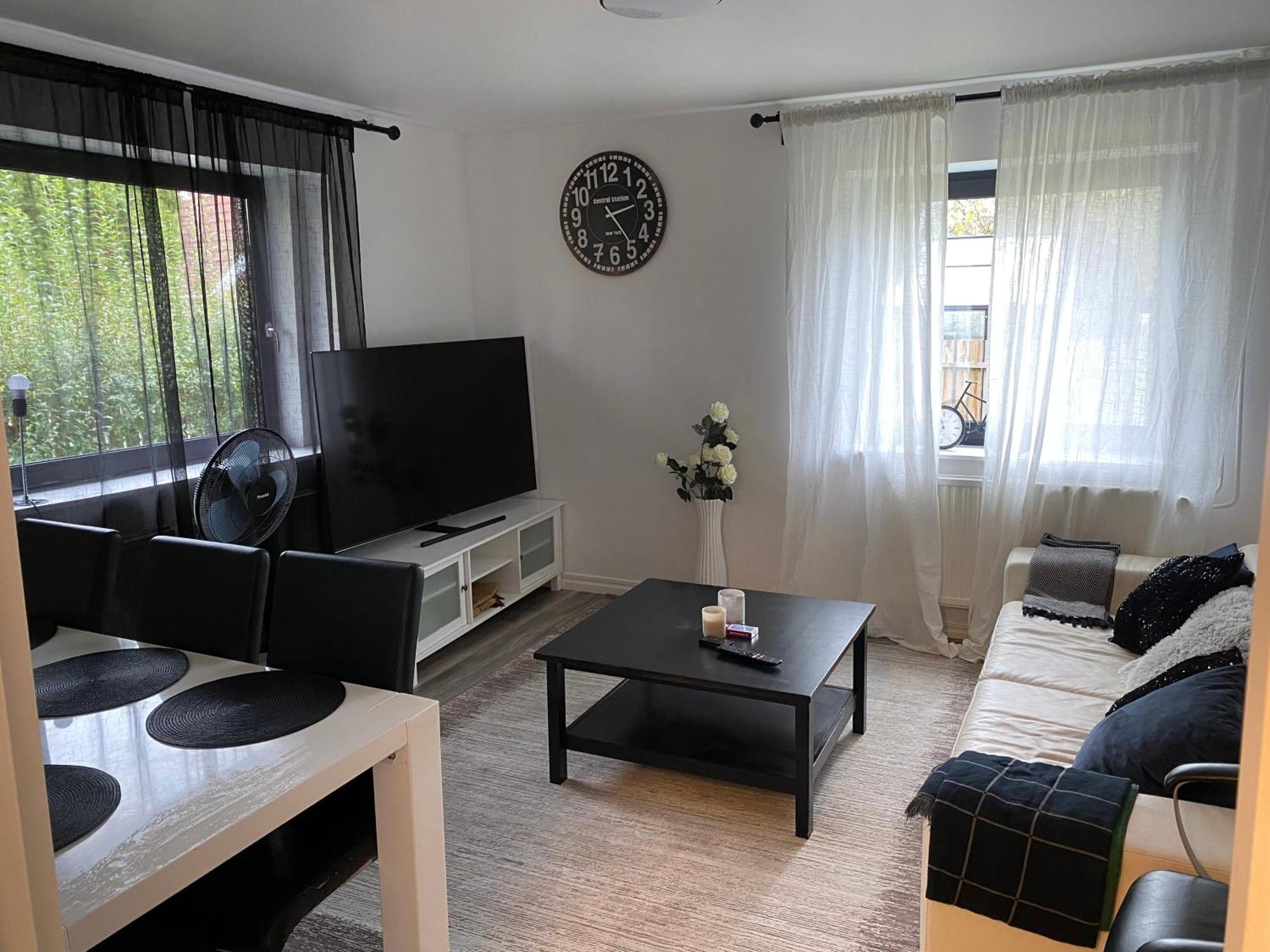 Bli Hel Villa Malmo Bagian luar foto